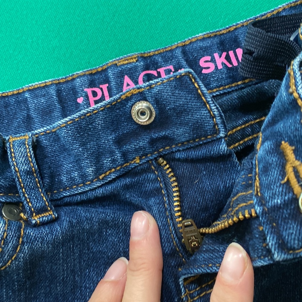 Children’s Place Skinny Jeans - Picture 5 of 6
